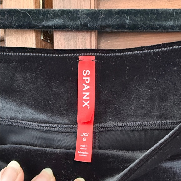 SPANX Black Velvet Split Hem Wide Leg Pants - Picture 5 of 9